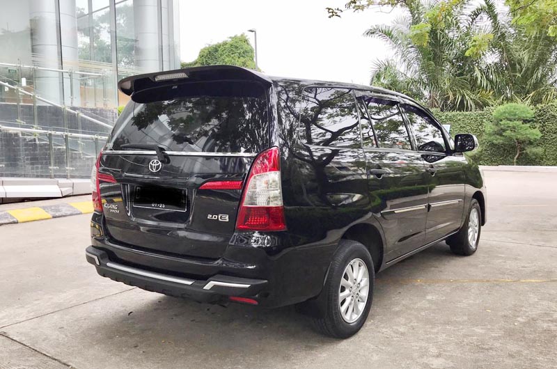 Toyota Toyota Kijang Innova E Manual Bensin 2014 RIAU